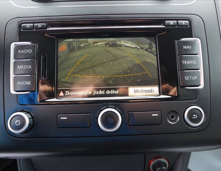 Volkswagen Touran Kombi 1,4 l 103 kw