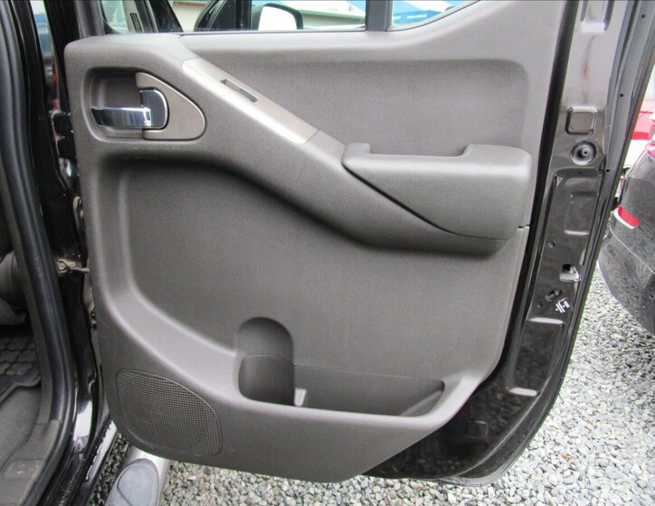 Nissan Navara Ostatní 2,5 l 126 kw