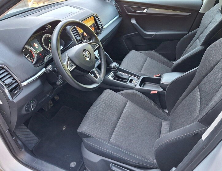 Škoda Karoq SUV / Terénní 1,5 l 110 kw