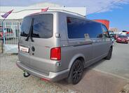 Volkswagen Caravelle 4