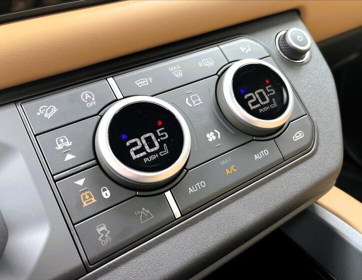 Land Rover Defender SUV 5,0 l 313 kw