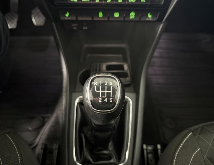 Škoda Rapid Hatchback 999,0 81 kw