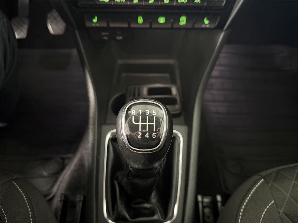 Škoda Rapid Hatchback 999,0 81 kw