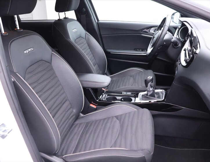 KIA ProCeed Hatchback 1,5 l 117 kw