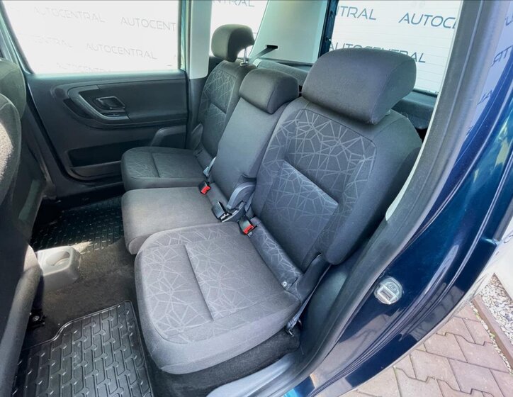 Škoda Roomster 22