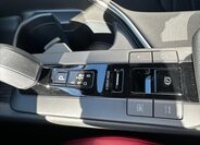 Toyota C-HR Hatchback 2,0 l 111 kw