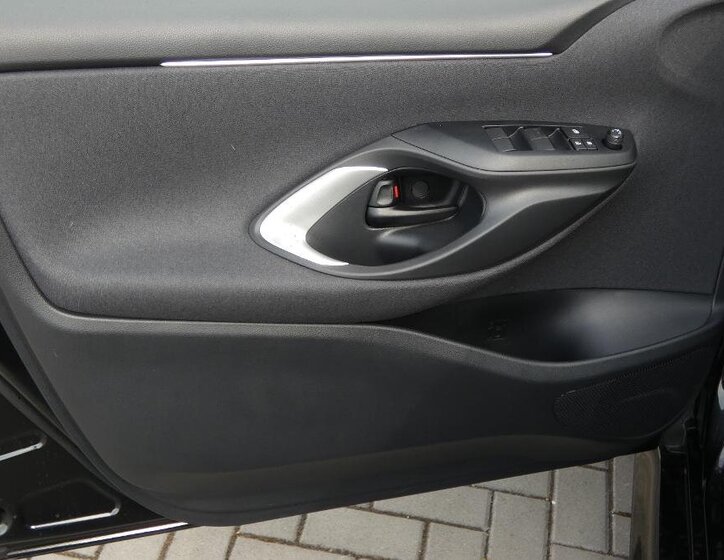 Mazda 2 Hatchback 1,5 l 68 kw