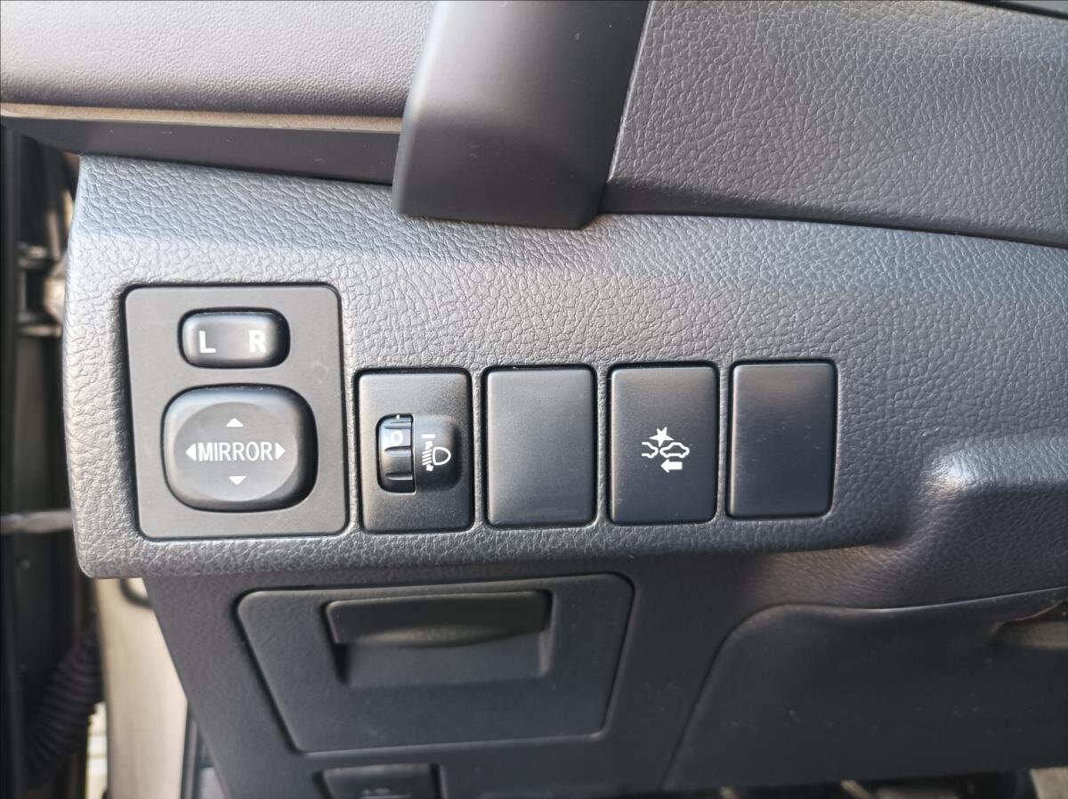 Toyota Auris Kombi 1,6 l 97 kw