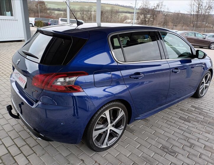 Peugeot 308 Hatchback 2,0 l 130 kw