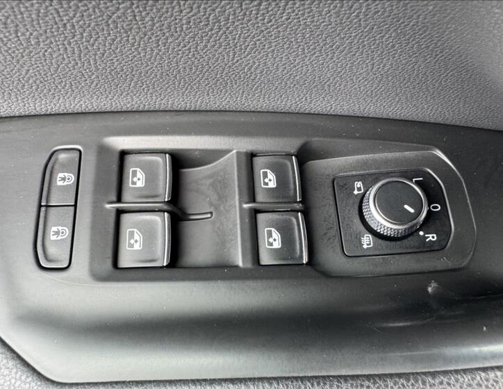 Volkswagen Touareg 23