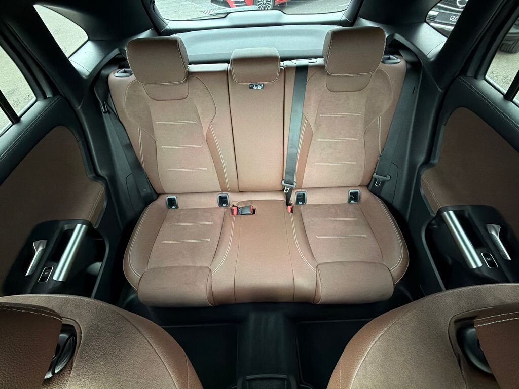 Mercedes-Benz GLA SUV / Terénní 2,0 l 110 kw