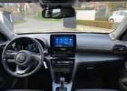 Toyota Yaris Cross 18