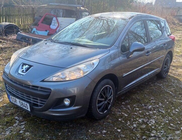 Peugeot 207 Kombi 1,4 l 54 kw