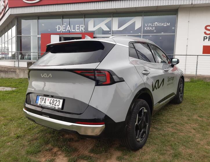 KIA Sportage 4