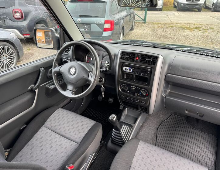 Suzuki Jimny 10