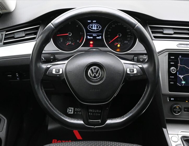 Volkswagen Passat 23