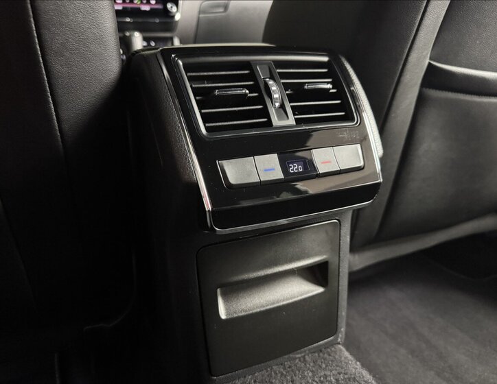 Škoda Superb Kombi 1,4 l 160 kw