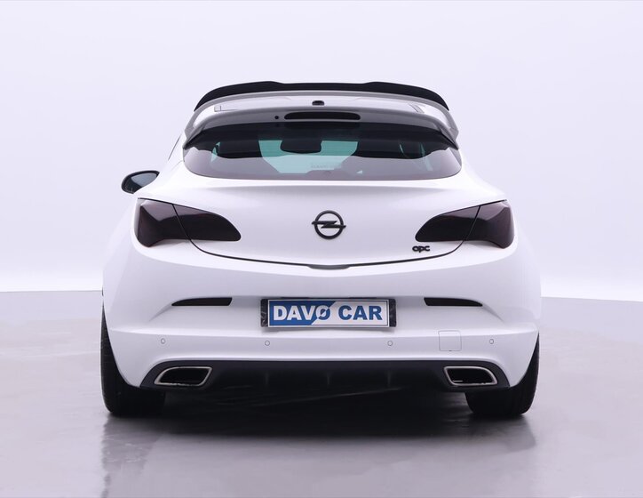 Opel Astra Hatchback 2,0 l 206 kw