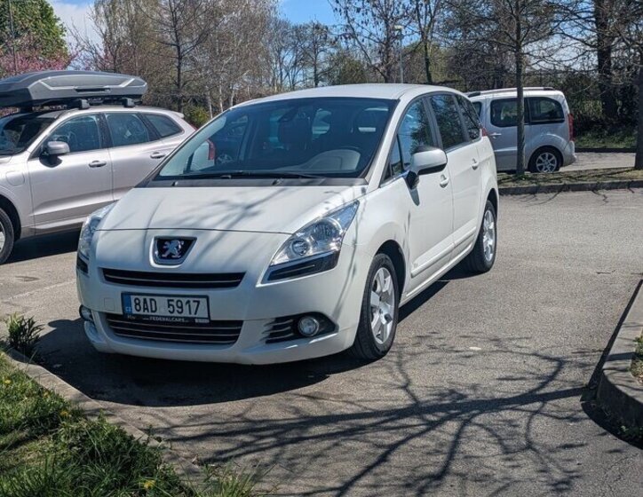 Peugeot 5008 MPV 0,0 0