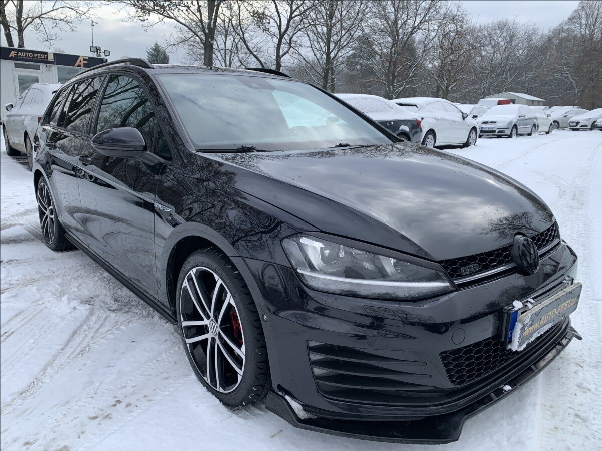 Volkswagen Golf Kombi 2,0 l 135 kw