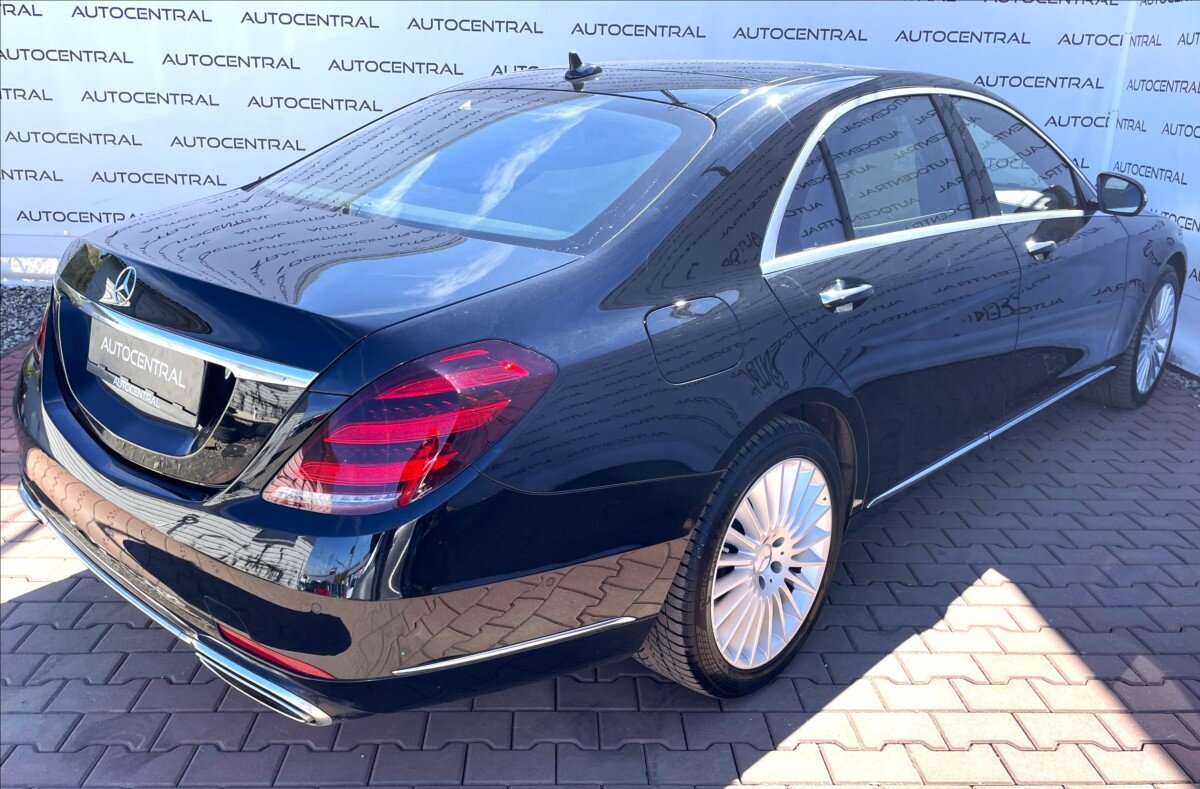 Mercedes-Benz Třídy S Sedan / Limuzína 4,0 l 345 kw