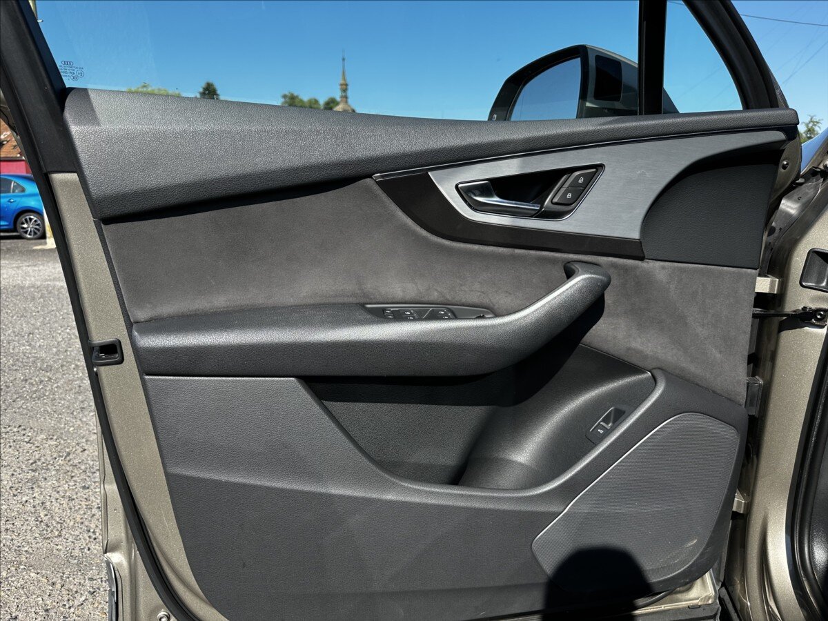 Audi Q7 SUV / Terénní 3,0 l 245 kw