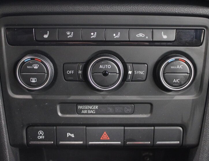 Volkswagen Beetle Kabriolet 1,2 l 77 kw