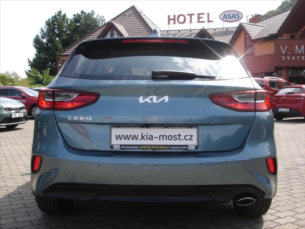 KIA Ceed Hatchback 1,5 l 103 kw