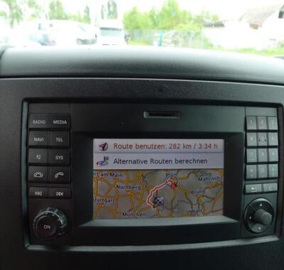 Mercedes-Benz Sprinter 12