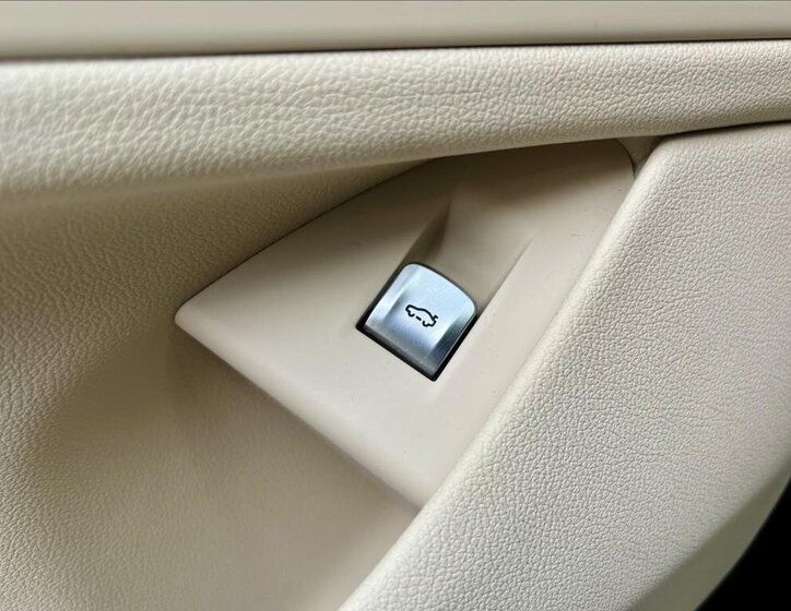 BMW Řada 7 Ostatní 3,0 l 210 kw