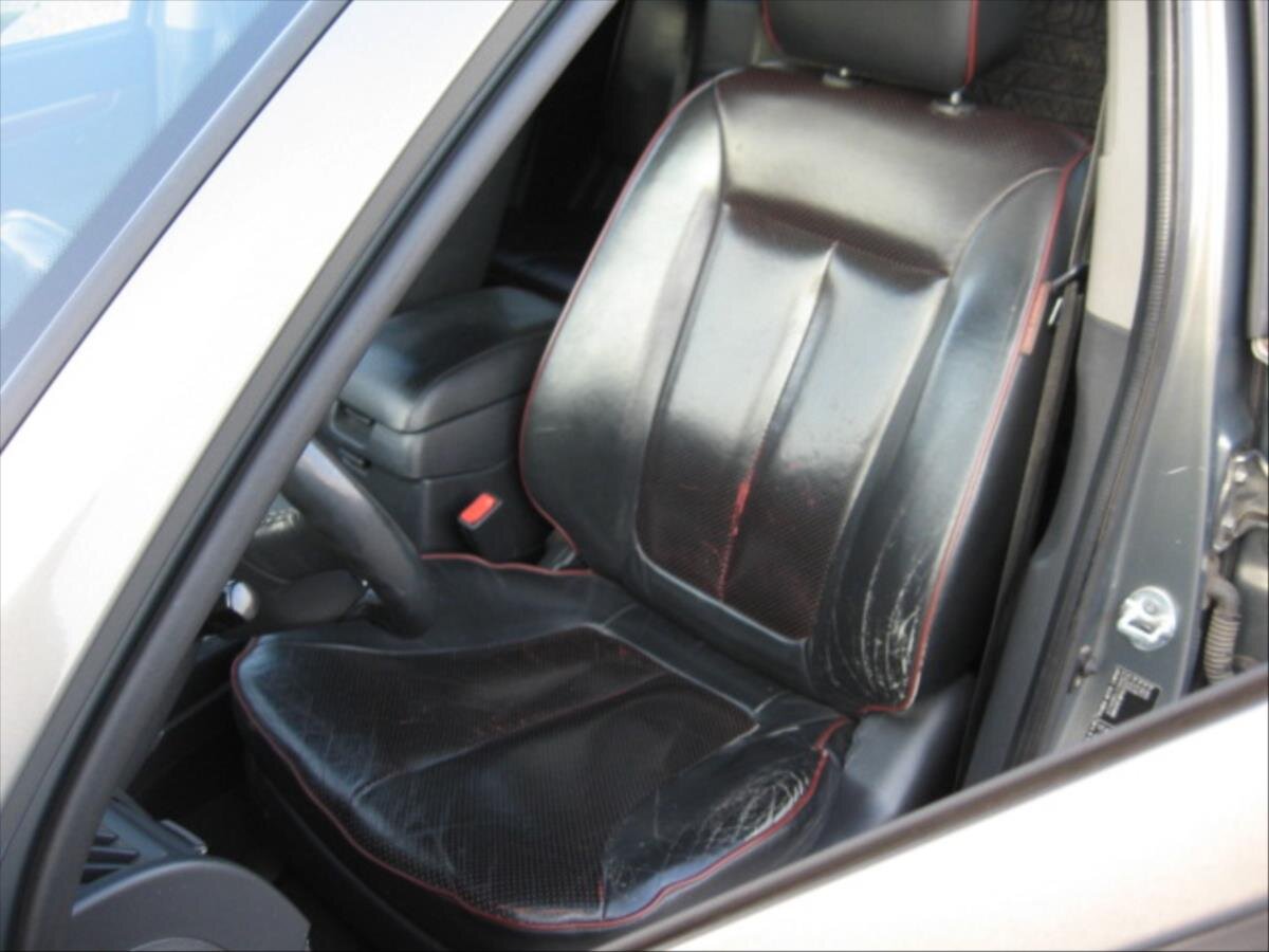 Hyundai Santa Fe MPV 2,2 l 114 kw