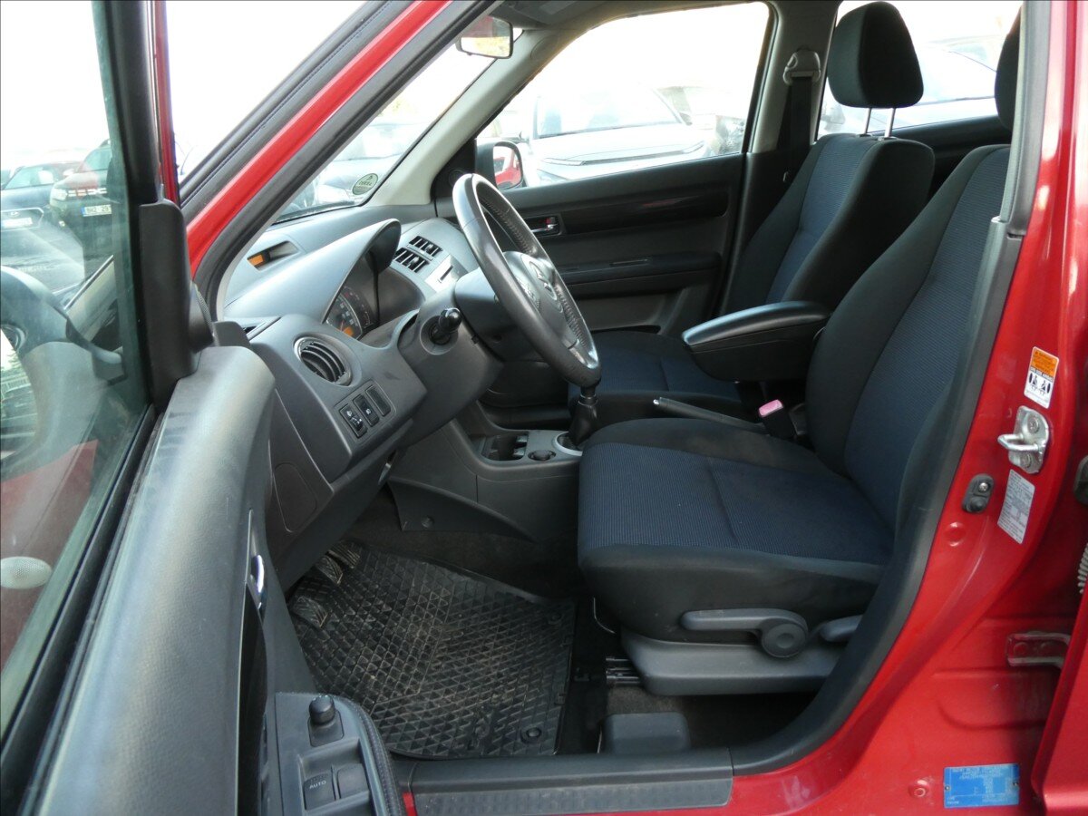 Suzuki Swift Hatchback 1,3 l 68 kw