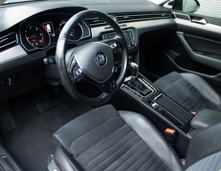 Volkswagen Passat 12