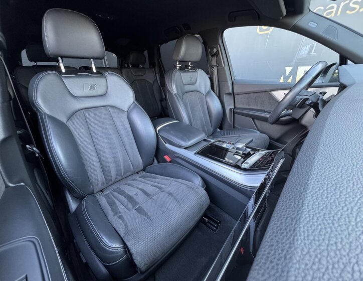 Audi Q7 20