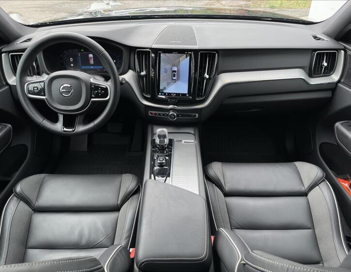 Volvo XC60 6