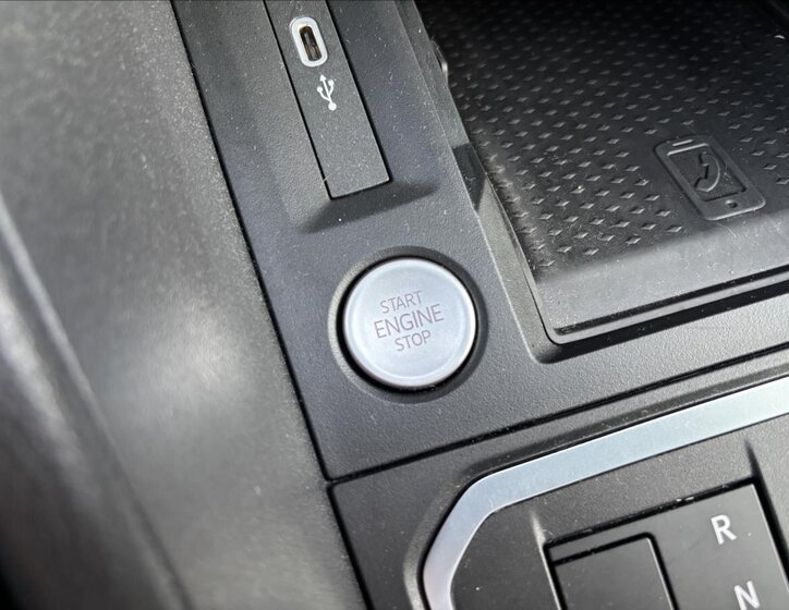 Ford Tourneo Connect MPV 1,5 l 110 kw