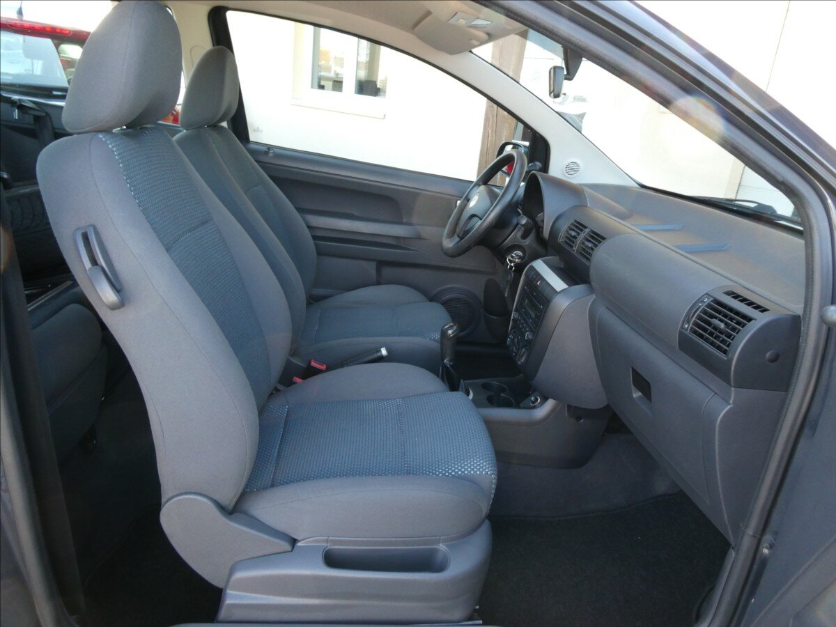 Volkswagen Fox Hatchback 1,2 l 40 kw