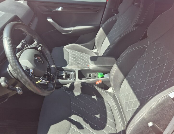 Škoda Karoq SUV / Terénní 1,5 l 110 kw