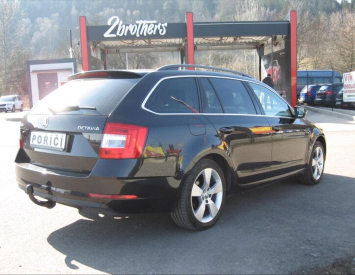 Škoda Octavia Kombi 1,6 l 77 kw