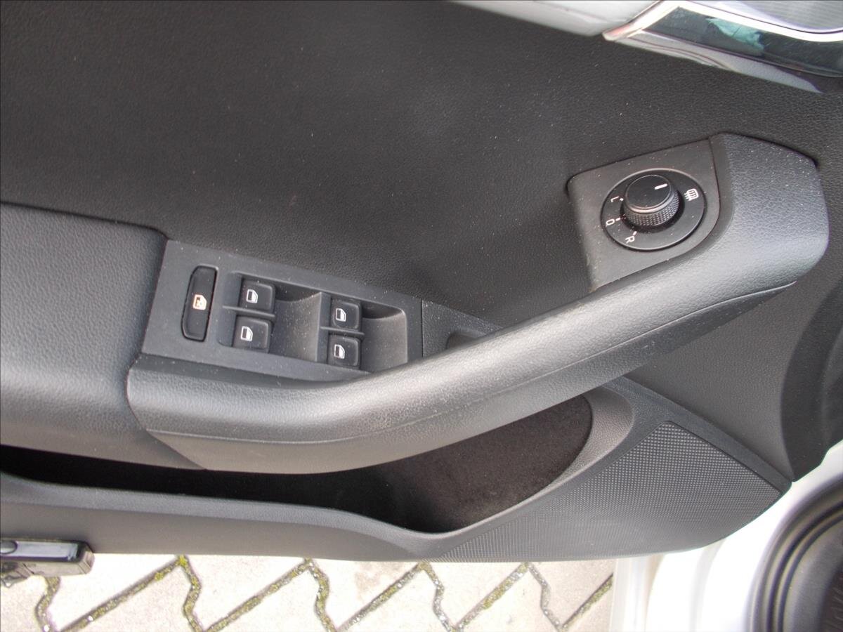 Škoda Octavia Sedan 1,6 l 77 kw