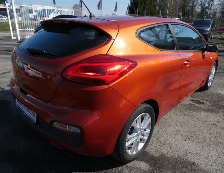KIA Ceed Hatchback 1,6 l 996 kw