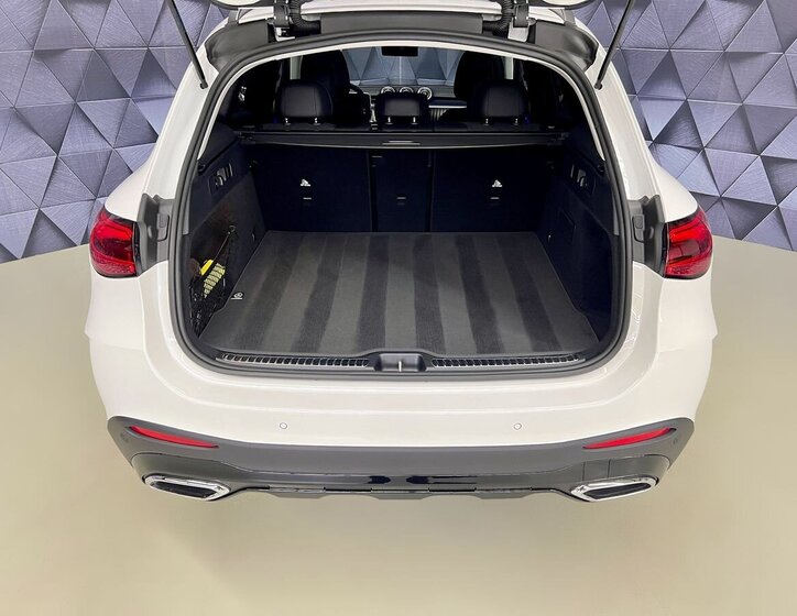 Mercedes-Benz GLC 28