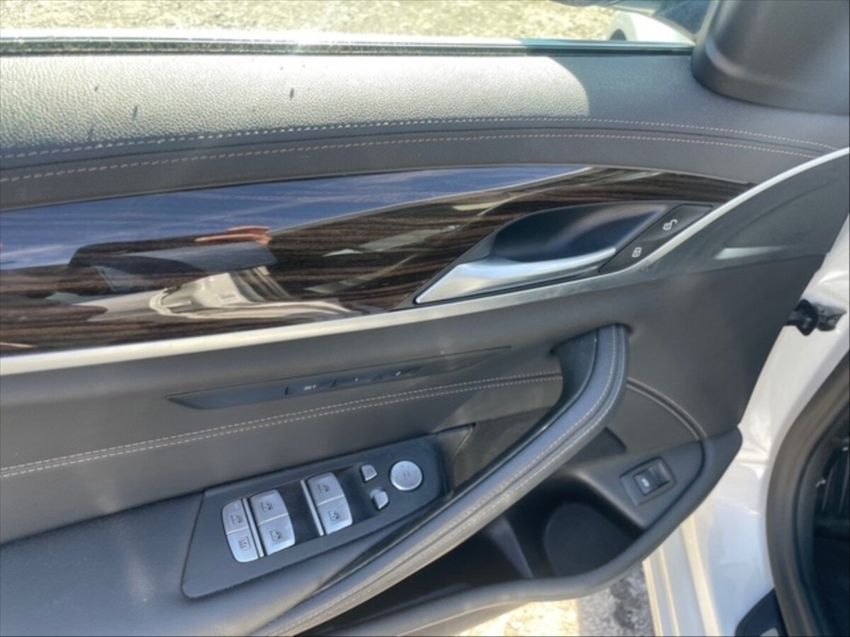 BMW Řada 5 Sedan / Limuzína 3,0 l 210 kw