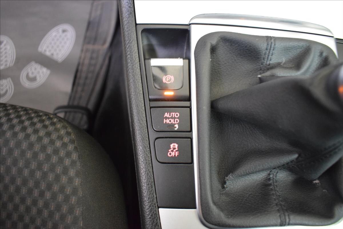 Volkswagen Passat Kombi 2,0 l 103 kw