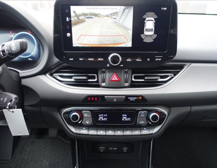 Hyundai i30 Kombi 998,0 84 kw