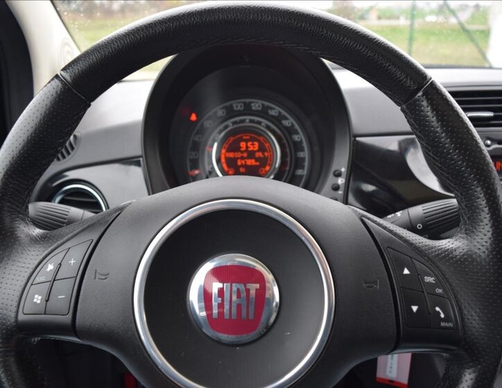 Fiat 500 Hatchback 1,4 l 74 kw