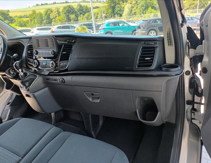 Ford Tourneo Custom VAN / Minibus 2,0 l 96 kw