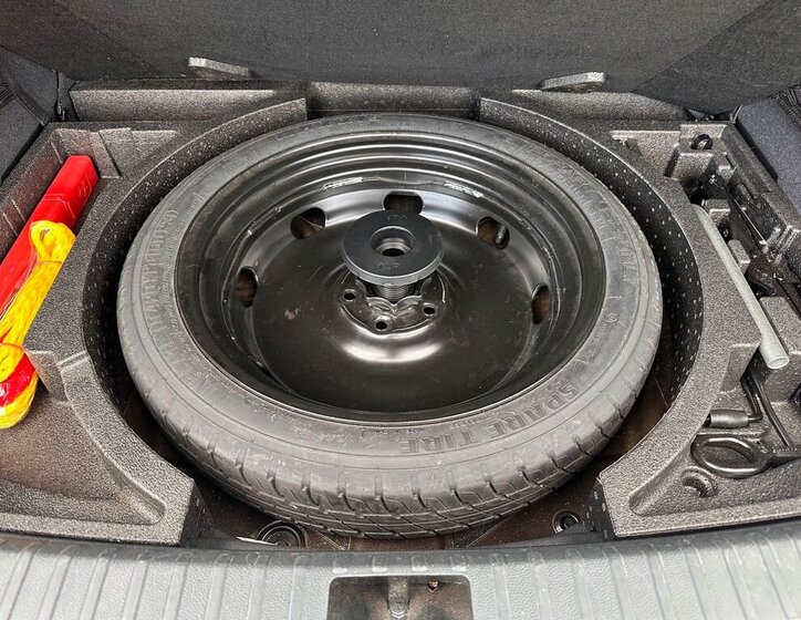 Škoda Karoq SUV / Terénní 2,0 l 110 kw