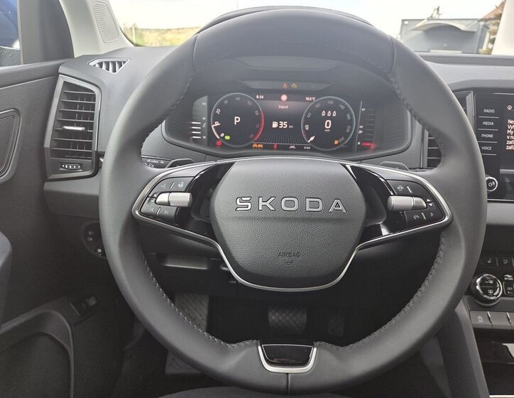 Škoda Karoq SUV / Terénní 1,5 l 110 kw