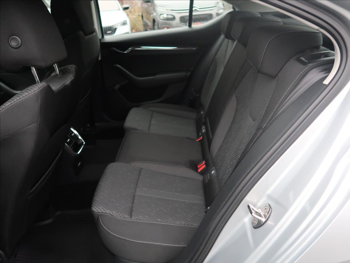 Škoda Octavia Liftback 1,5 l 110 kw